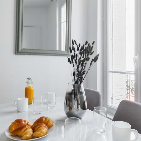2 Pieces Refait Neuf Metro Jaures - Paris 19 - 4P - Flat-Guest Appartement Buitenkant foto